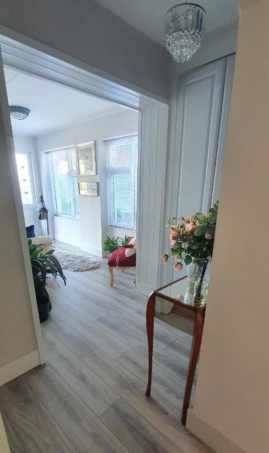 124 ,Castlelawn Heights, Headford Road Galway Homestay Extérieur photo