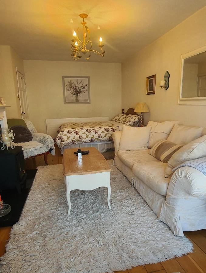 124 ,Castlelawn Heights, Headford Road Galway Homestay Extérieur photo