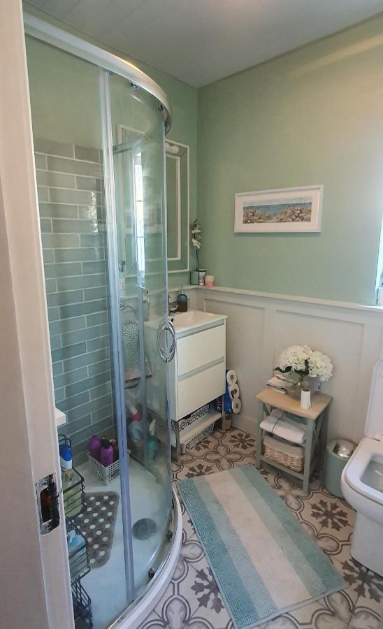 124 ,Castlelawn Heights, Headford Road Galway Homestay Extérieur photo