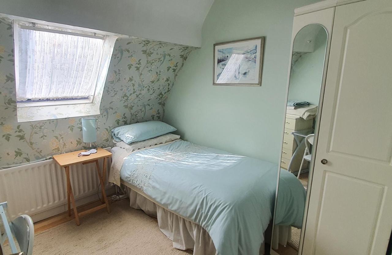 124 ,Castlelawn Heights, Headford Road Galway Homestay Extérieur photo